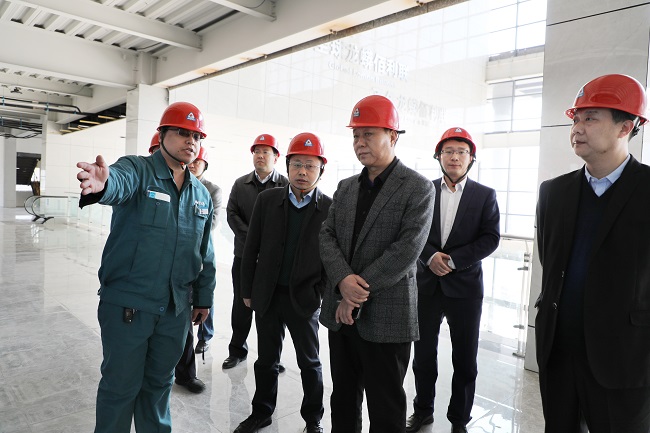 2-图为晨阳集团辅导调研氯化法二期项目场景.jpg
