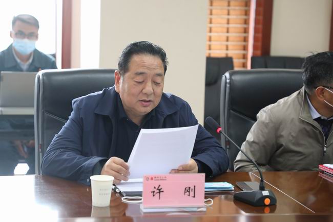 2-�������ֵ��߽춭�»��һ�λ���.jpg